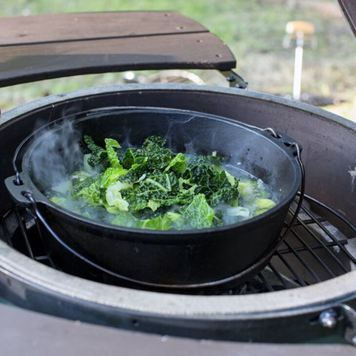 Cast iron dutch oven Big Green Egg 