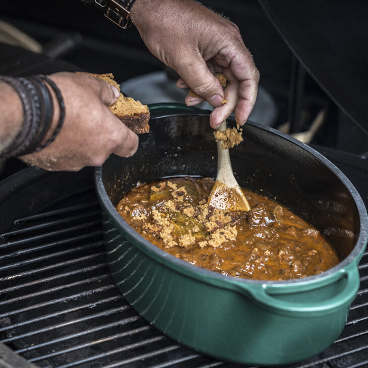 Green Dutch Oven Oval Big Green Egg