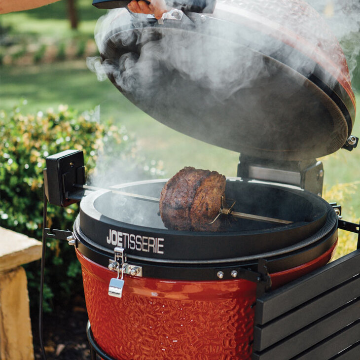 JoeTisserie Classic Kamado Joe